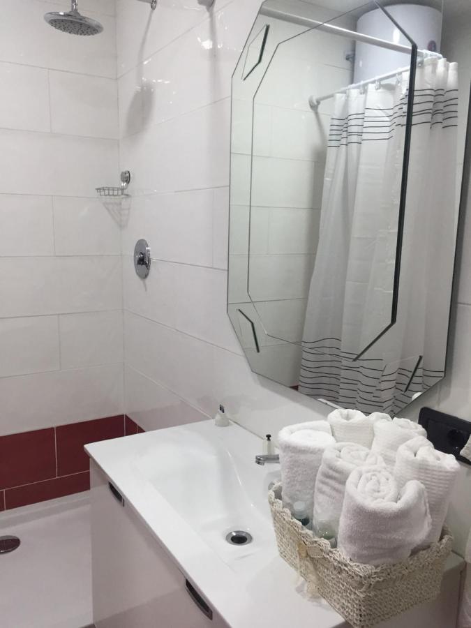 Monolocale Bed & Breakfast Napoli Bagian luar foto
