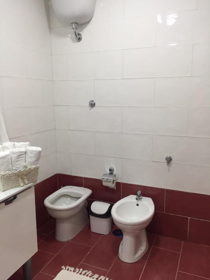 Monolocale Bed & Breakfast Napoli Bagian luar foto