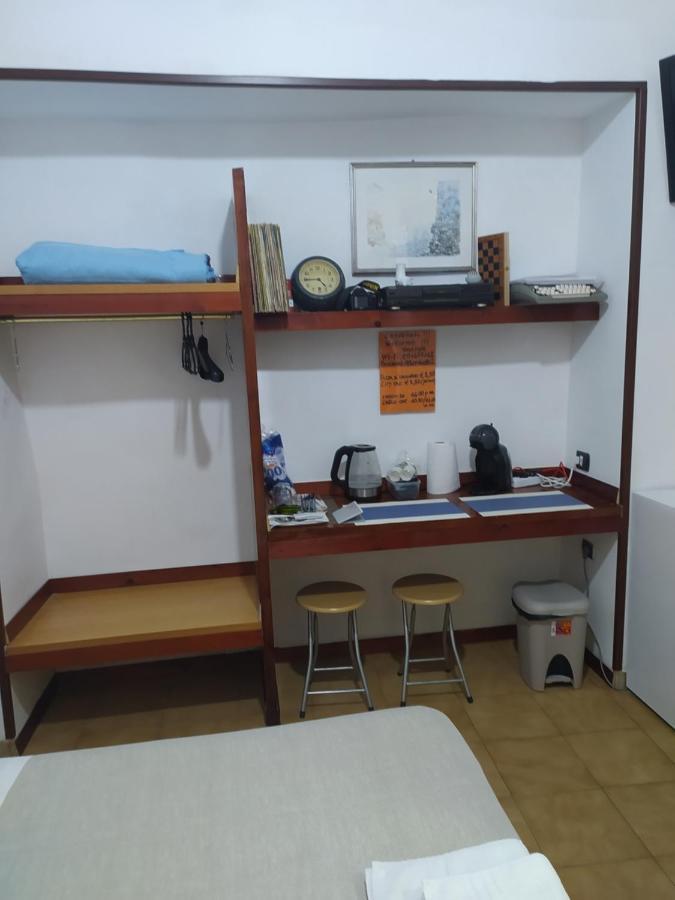Monolocale Bed & Breakfast Napoli Bagian luar foto